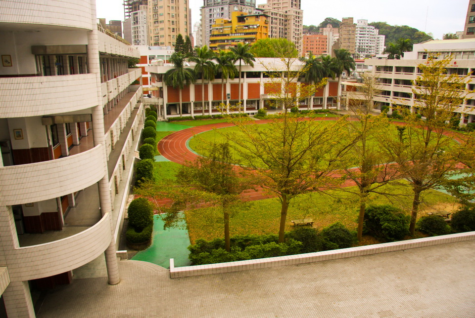 滬江校園一景